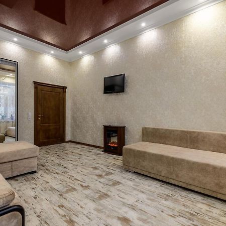 Noviy Svit 4 Apartments Lemberg Exterior foto